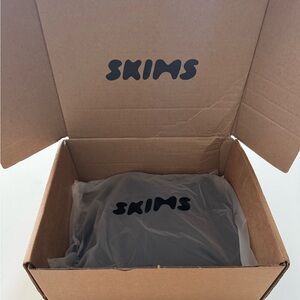 Skims XS onyx sweatpants new